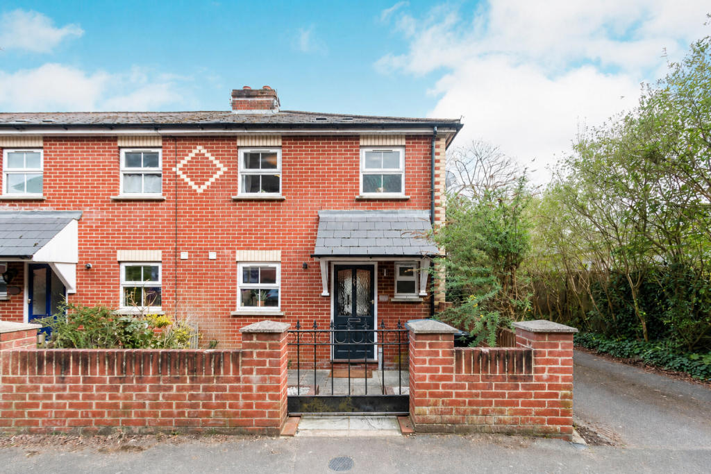 Main image of property: Albert street, Fleet