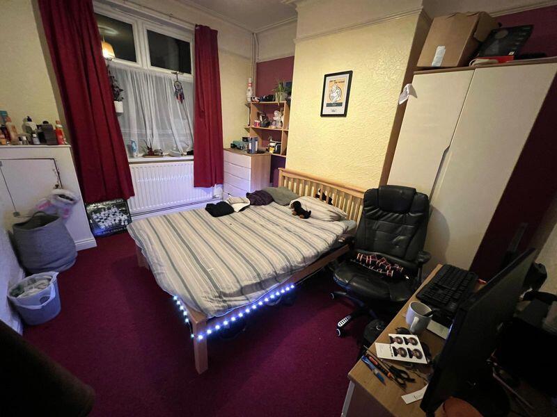 Thornton Road, Stoke-On-Trent photo 5