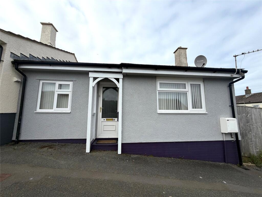 Main image of property: Heol Glyndwr, Fishguard, Pembrokeshire, SA65
