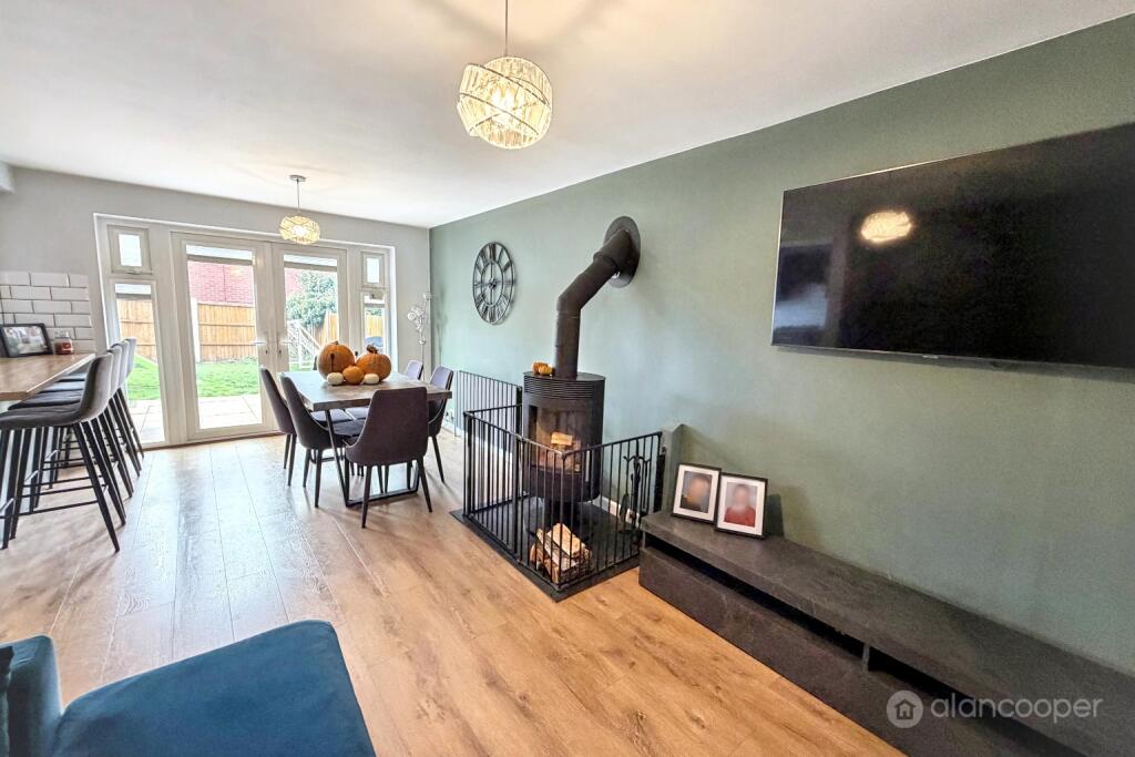 House in Nuneaton and Bedworth, Whitestone - View 2