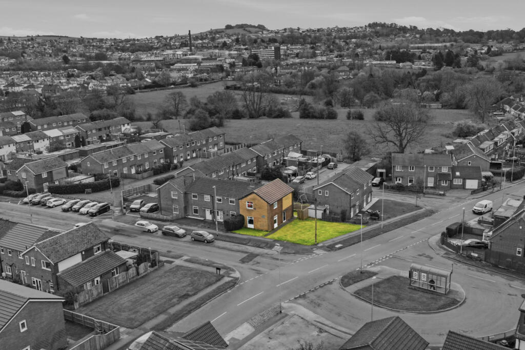 Main image of property: Greenlea Avenue, Leeds, LS19