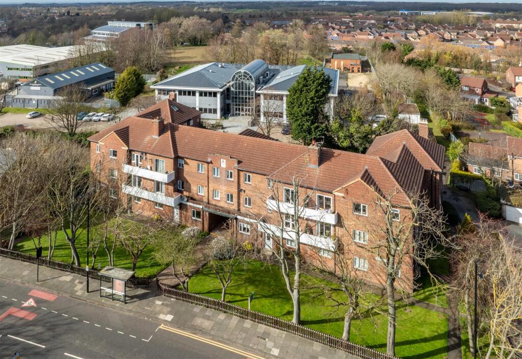2-bed flat on Wiseton Court, Newcastle Upon Tyne, NE7, £150,000
