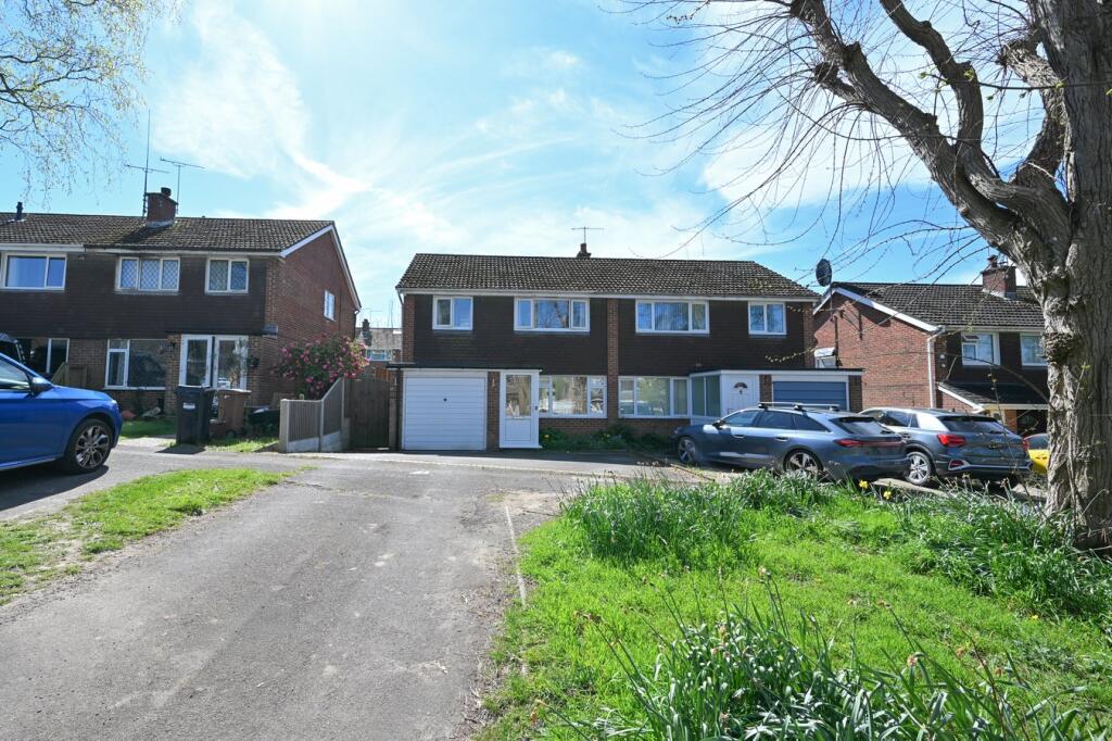 Main image of property: Drake Close, Ringwood, BH24