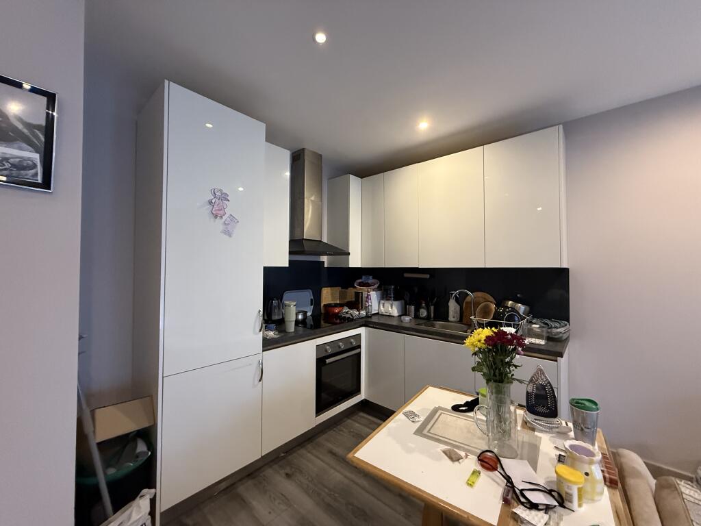 Apartment in Hemel Hempstead - View 4