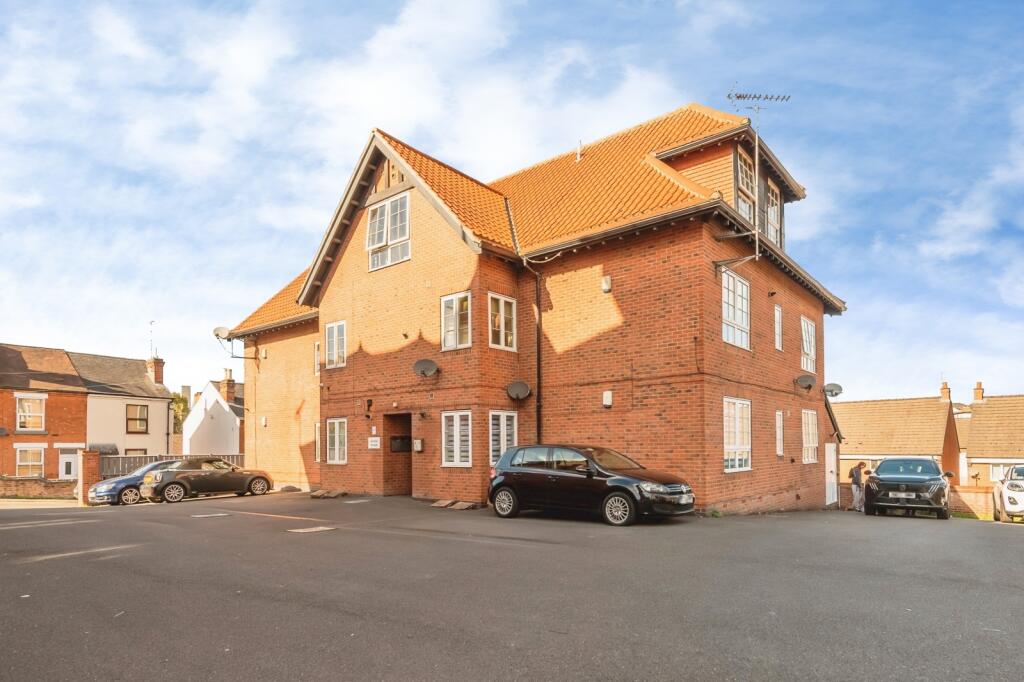Main image of property: Marhill Road, Carlton, Nottingham, Nottinghamshire, NG4