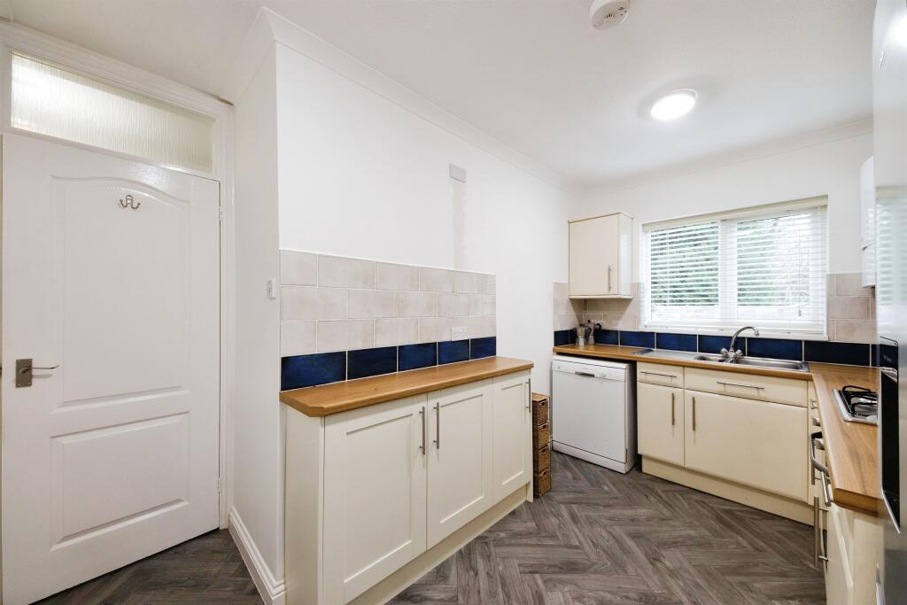 Additional image 9 of Ernsford Close, Dorridge, Solihull