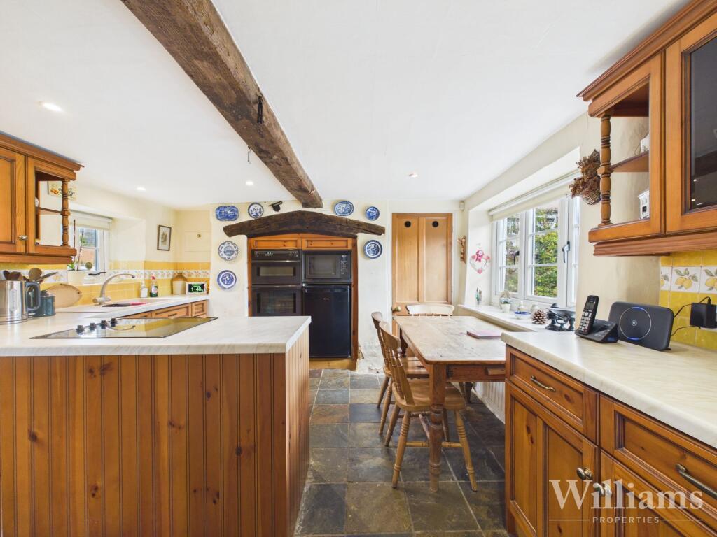 Chilton Road, Long Crendon, HP18 - View 2