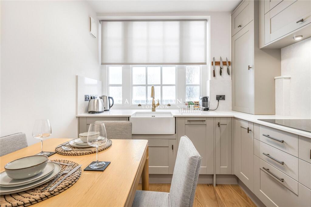 Apartment in London - More