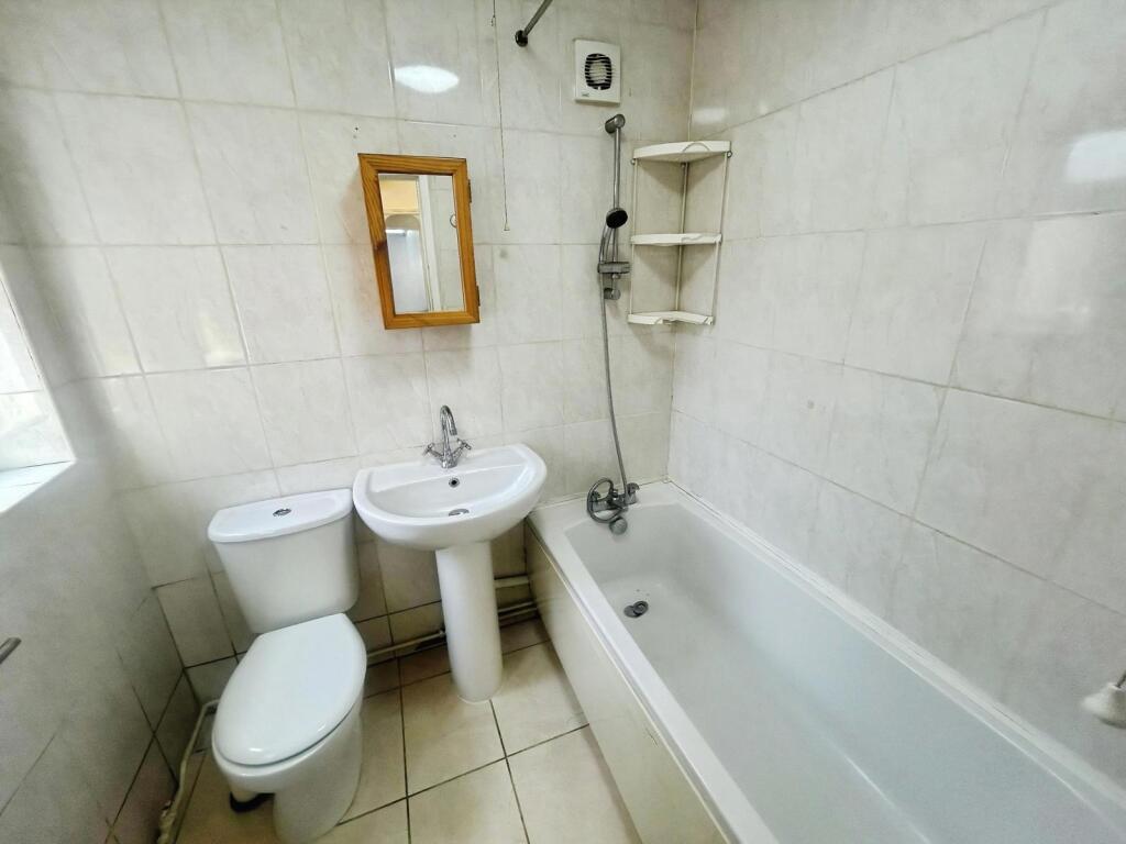 House in Charnwood, Loughborough - View 5