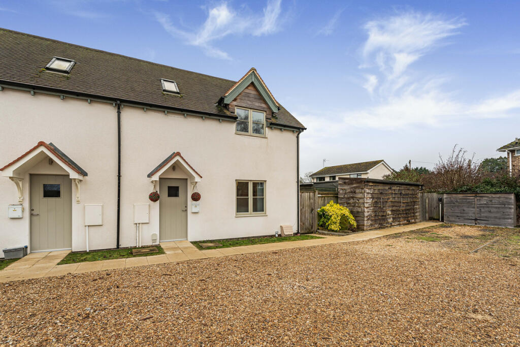 Main image of property: Walnut Mews, Marcham, OX13
