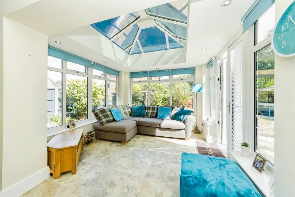 House in Mid Sussex, Kings Acre, Worth - More