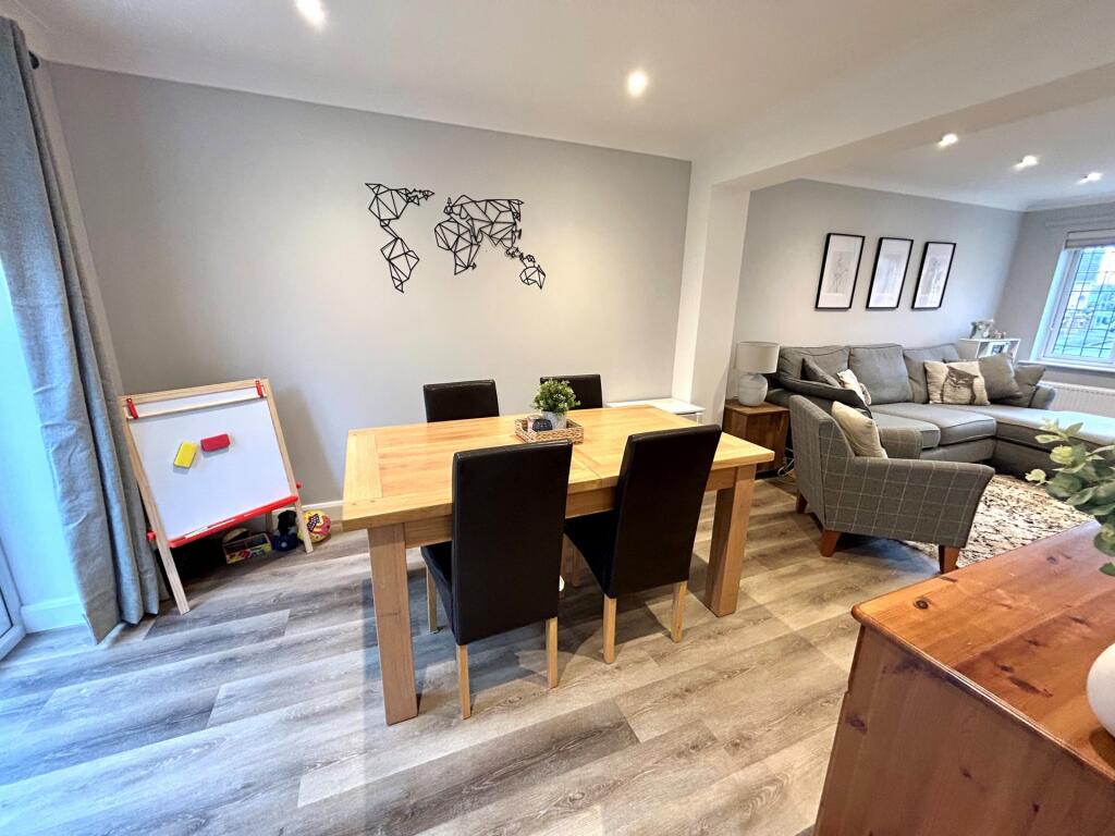 Jasmine Close, Yeovil, BA22 – pohled 4