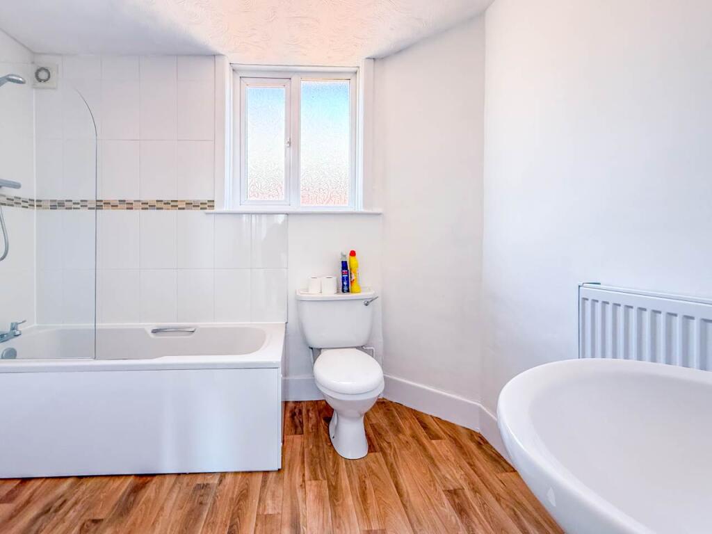 Apartment in Bournemouth - More