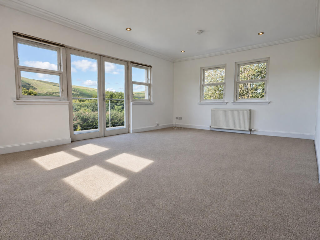 House in Biggar, Crawford - More