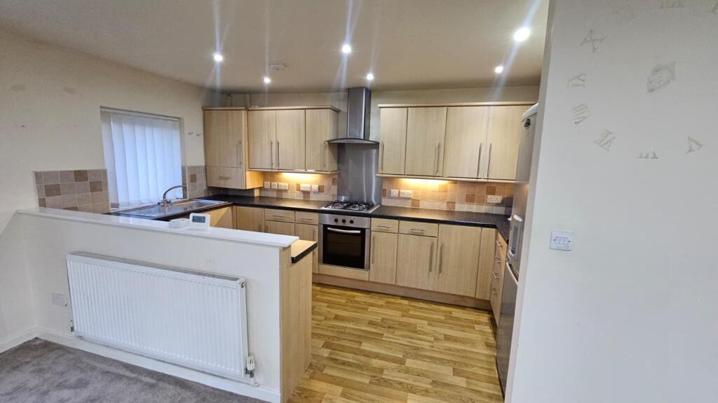 Main image of property: Honiton Avenue, Hyde, SK14 3HR