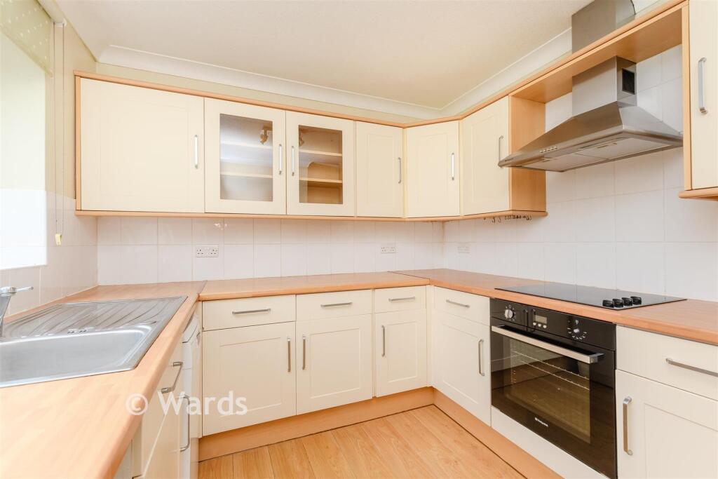 Main image of property: Manor Forstal, New Ash Green, Longfield, Kent