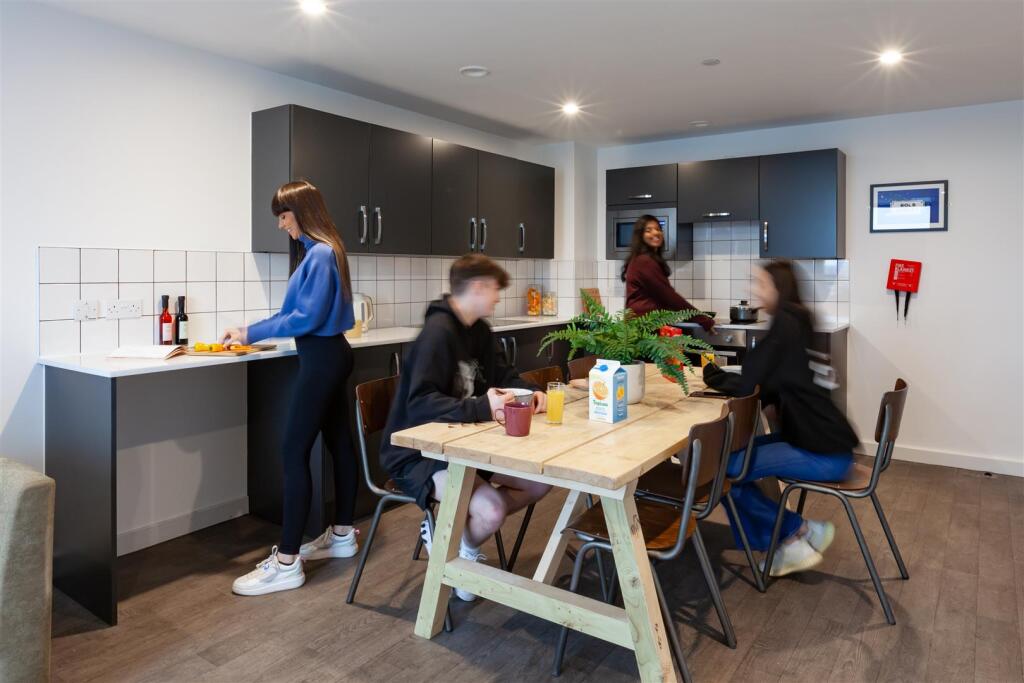 1 bedroom flat share for rent