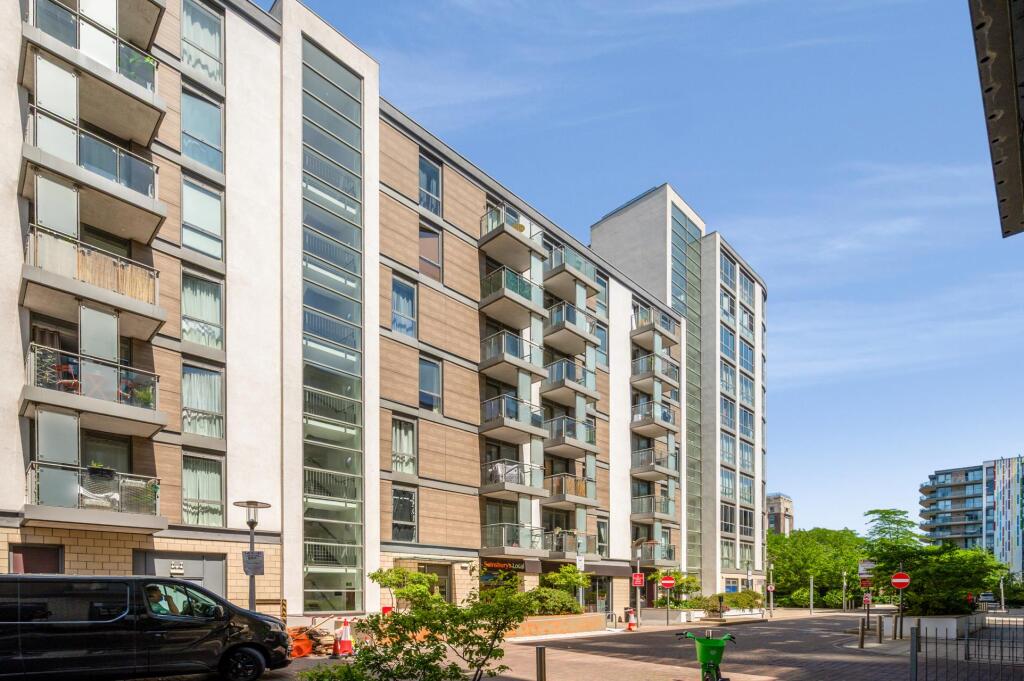 Main image of property: Ealing Road, Brentford, TW8 0GB