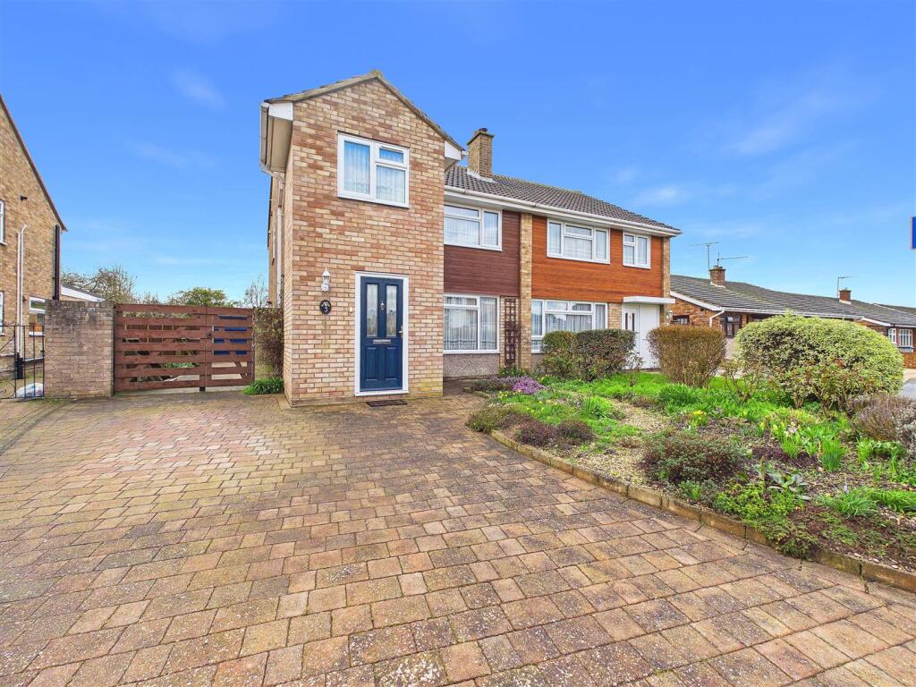 Main image of property: Dove Lane, Chelmsford