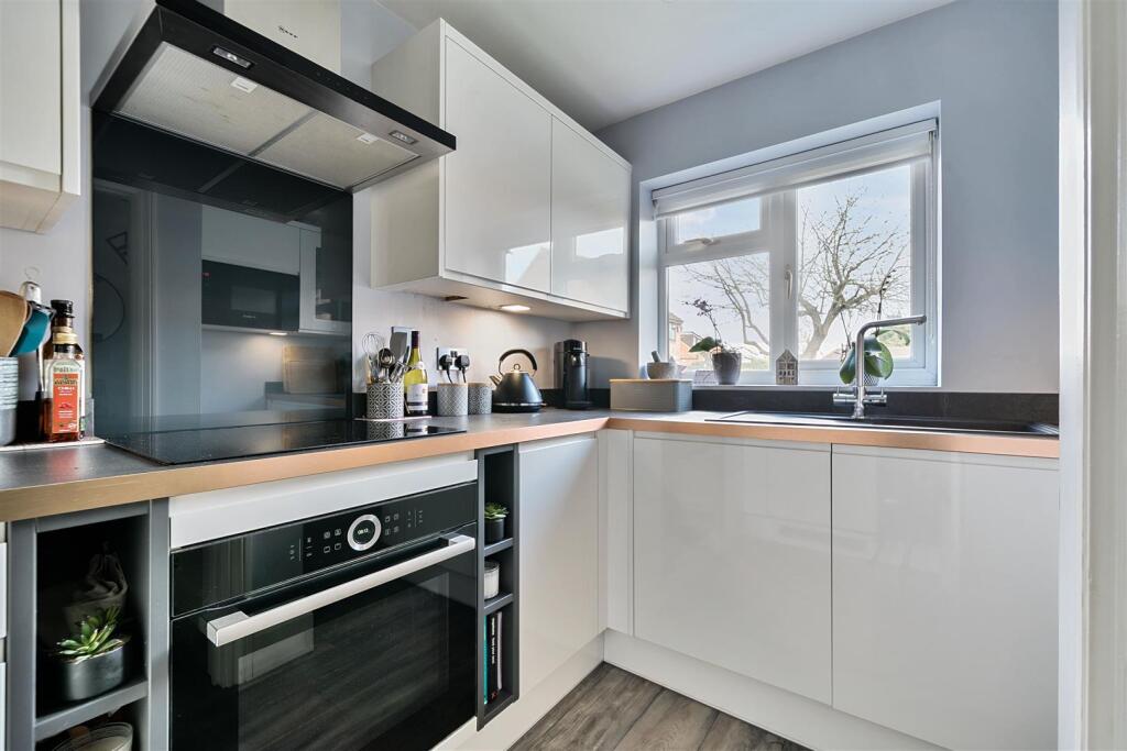Northfield Road, Maidenhead - View 4