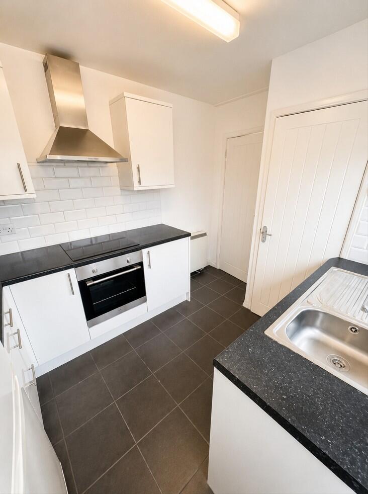 Apartment in Hemel Hempstead - View 4