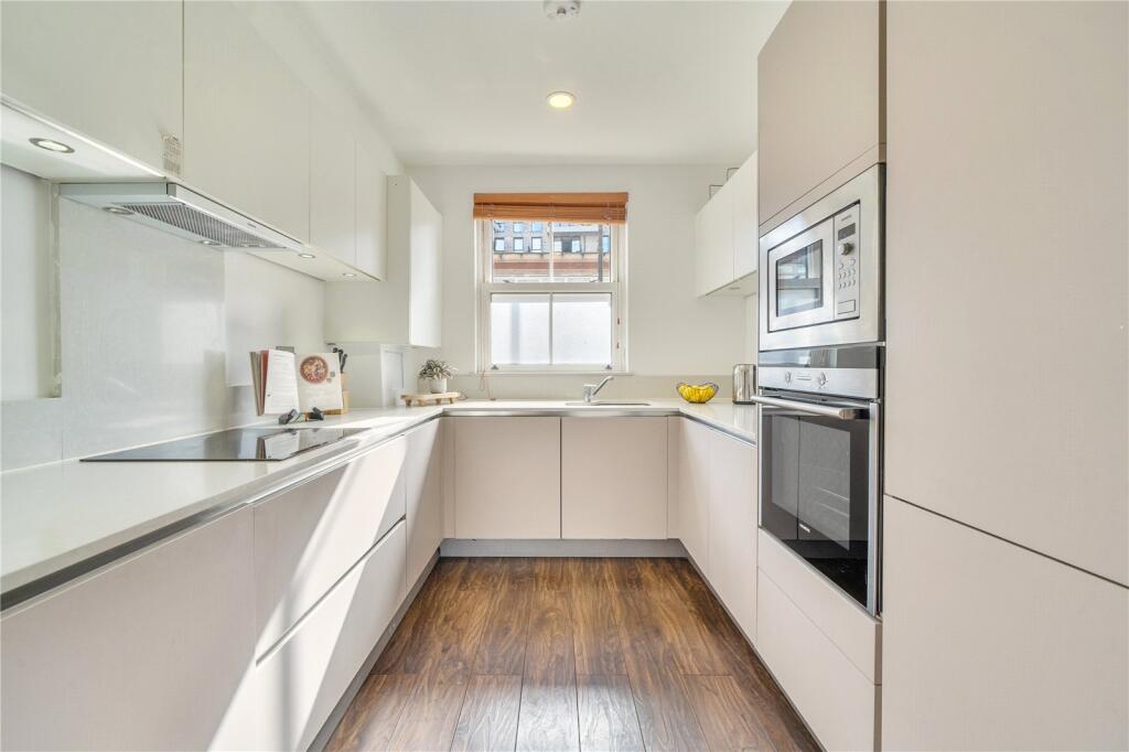 House in London, Purbrook Estate, Old Kent Road - View 5