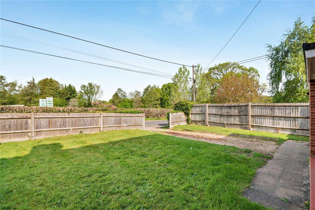 House in Basingstoke and Deane, East Woodhay - View 3