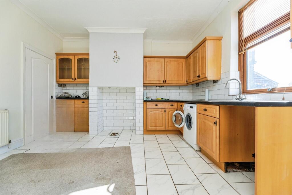 House in Rotherham, South Yorkshire - View 3