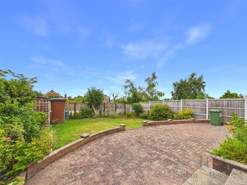 Coniston Drive, Frodsham, Cheshire, WA6 photo 5