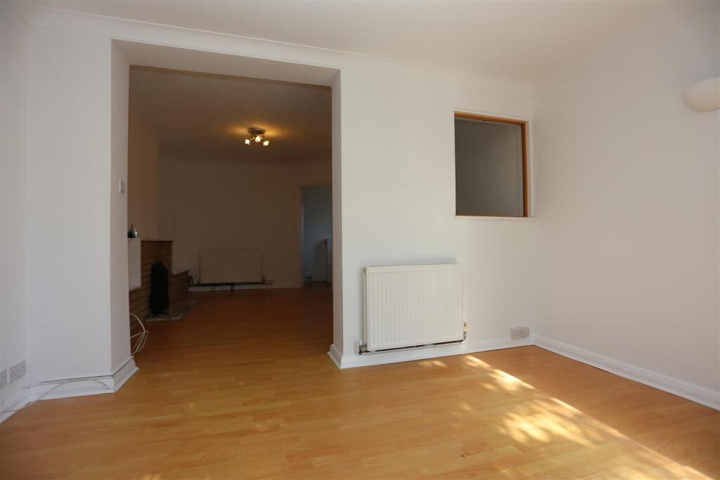 House in Adur, Southwick - More