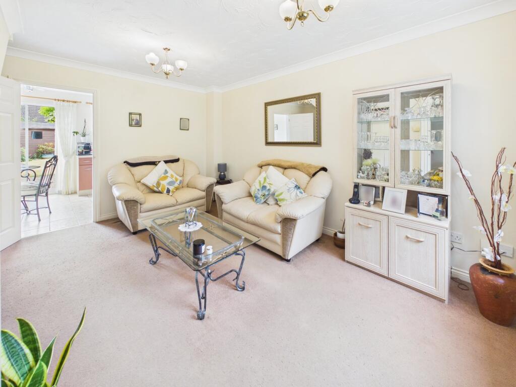 House in Biggleswade, Central Bedfordshire - More