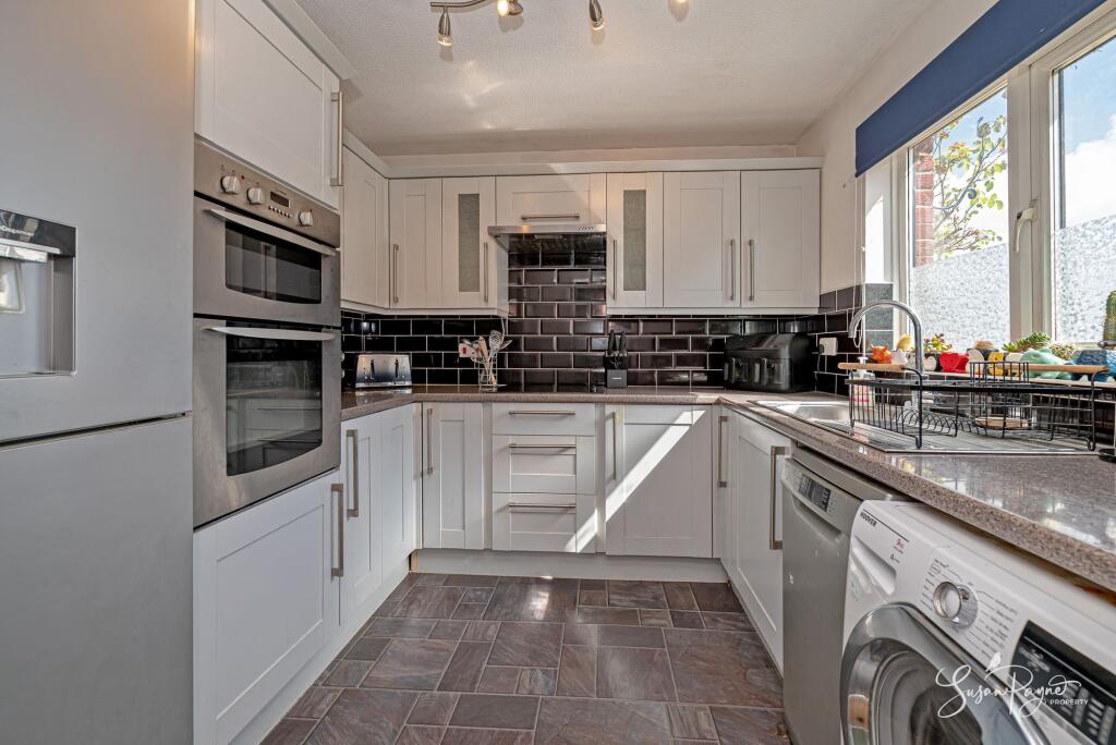 House in Portsmouth - View 5