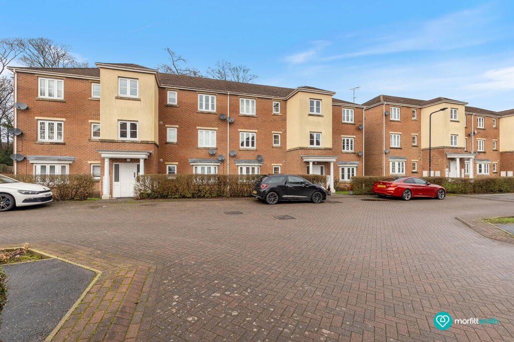 2-bed flat on 10 Garden Close, Moorgate, S60 3HL, £110,000