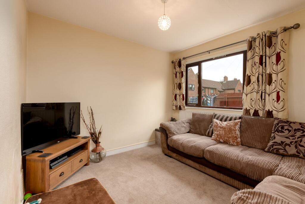 Hambleton Road, Catterick Garrison photo 3