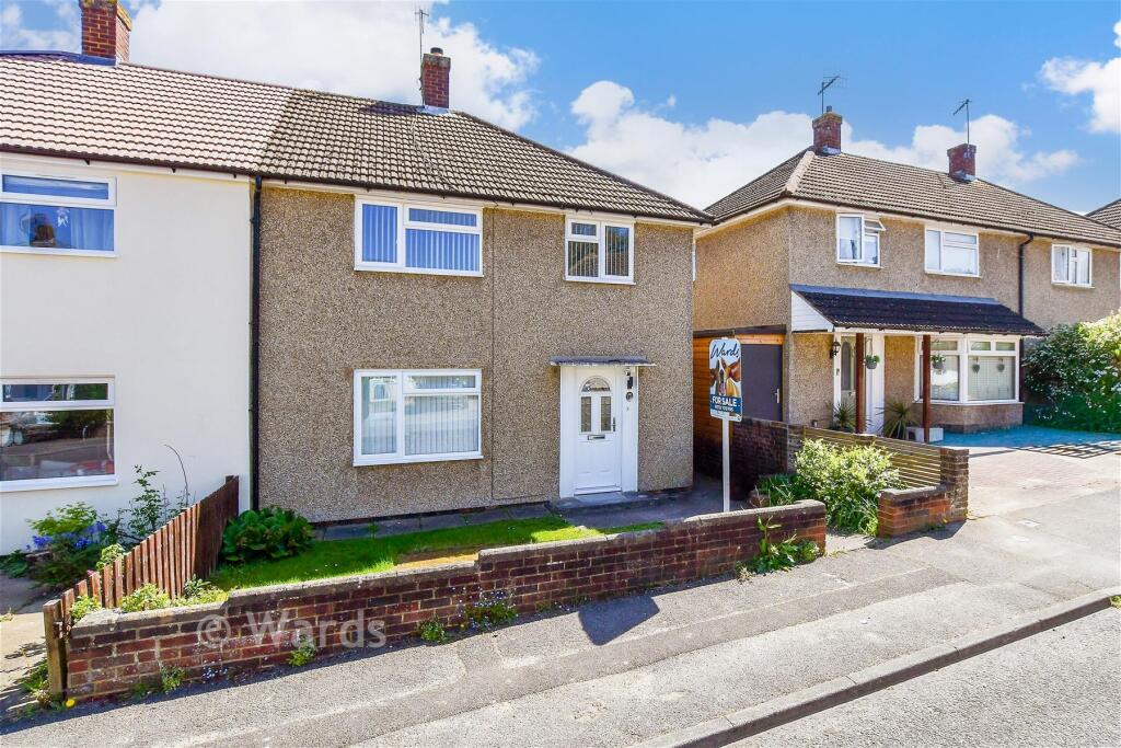 Main image of property: Norton Crescent, Tonbridge, Kent
