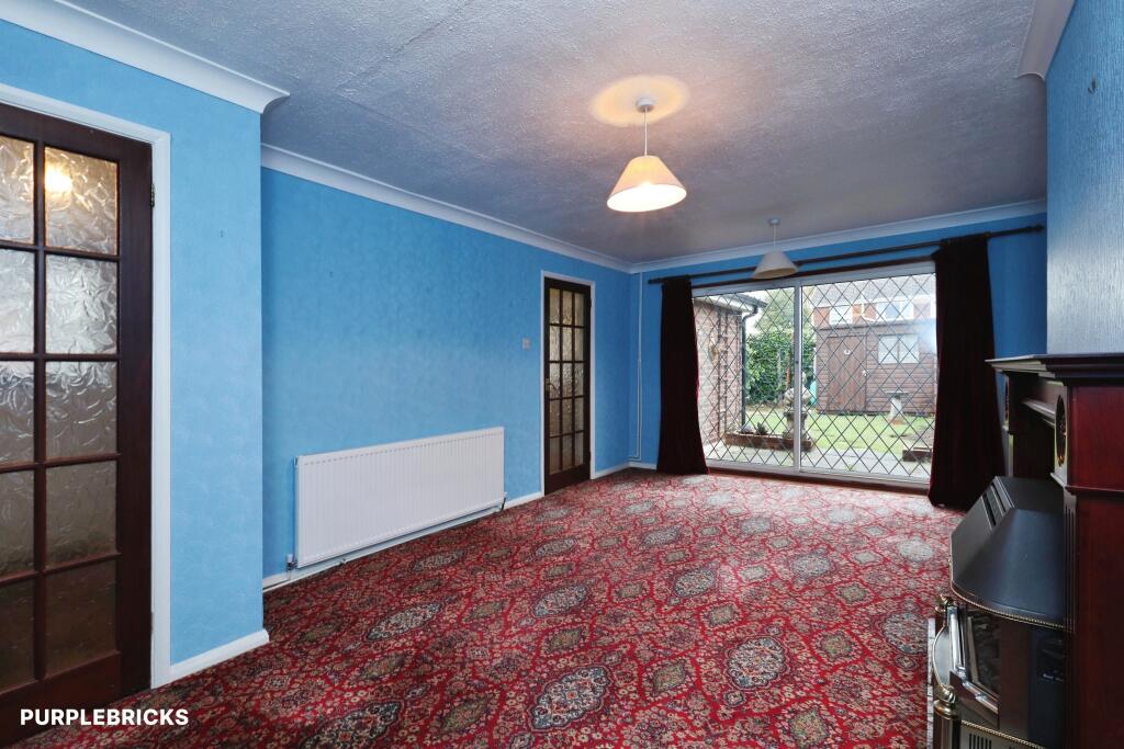 Elmwood Crescent, Armthorpe, DN3 photo 4
