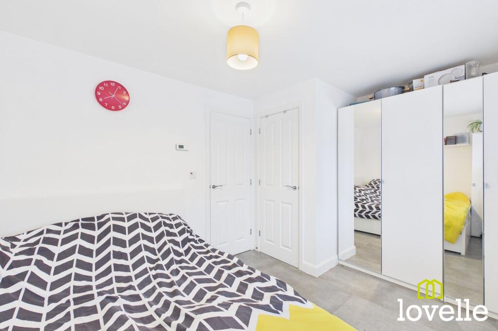 2-bed terraced on Jackson Grove, Cottingham, HU16, £160,000
