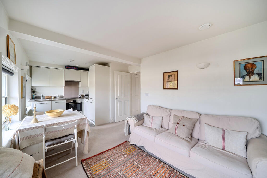 Apartment in Reading, Katesgrove, Newtown - View 4
