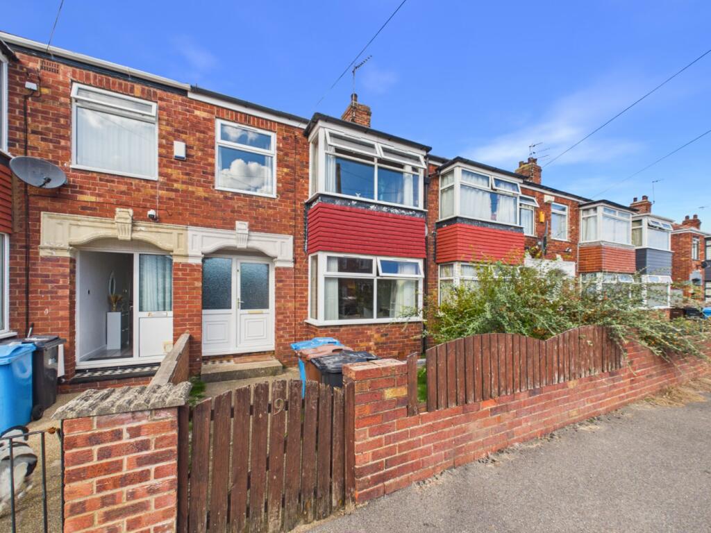 Main image of property: Westgarth Avenue, Hull, East Riding of Yorkshire, HU6 8LS