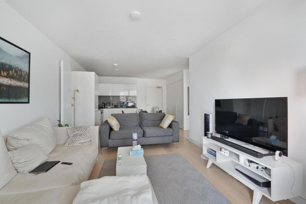 Main image of property: John Cabot House, Royal Wharf, E16