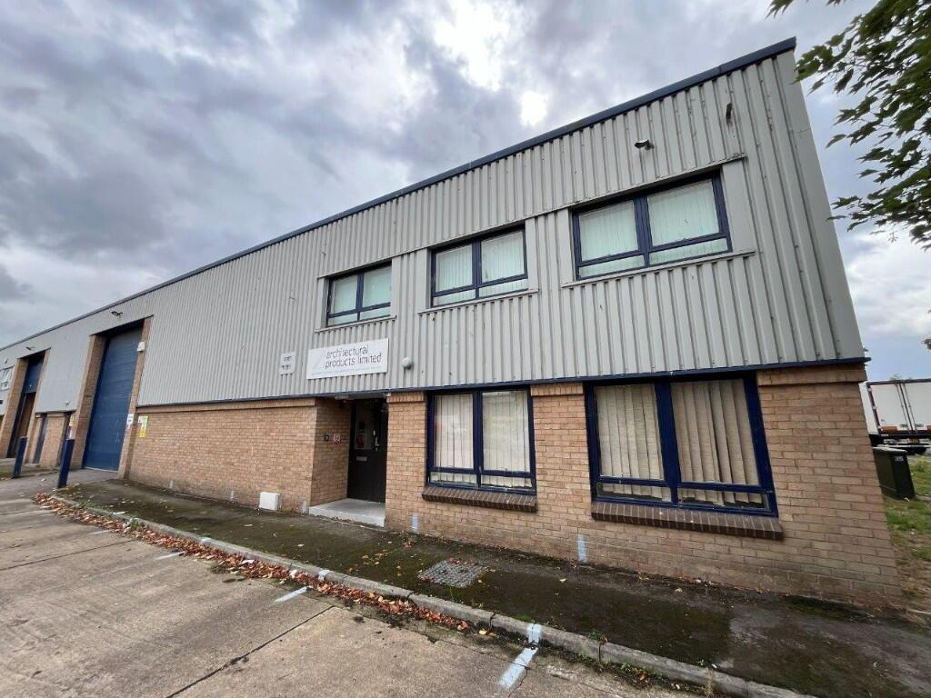 Main image of property: Unit 9 Ashchurch Industrial Estate, Alexandra Way, Tewkesbury, Gloucestershire, GL20 8NB
