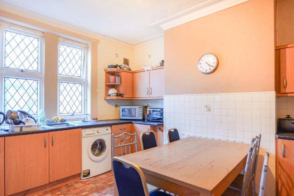 House in Leeds, Moor End, Armley - View 5