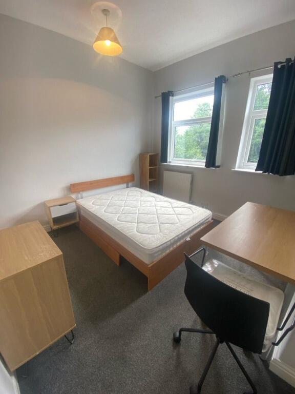 House in Manchester, Greater Manchester - More