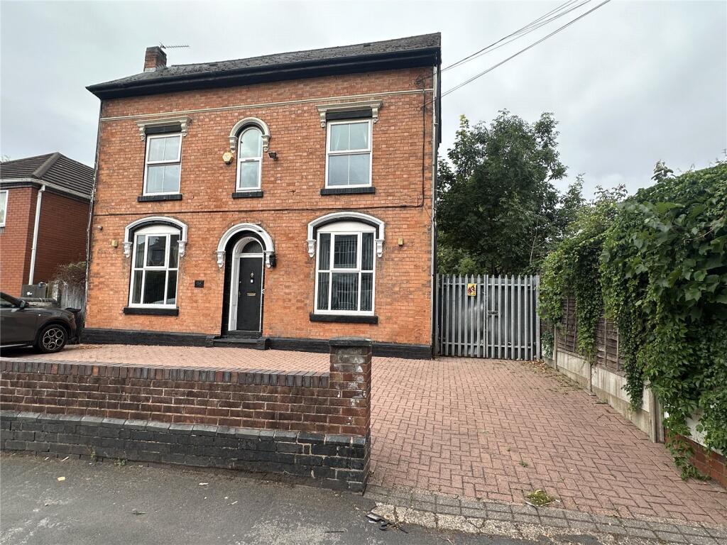 5-bed detached on Albert Road, Stechford, Birminghm, B33, £410,000