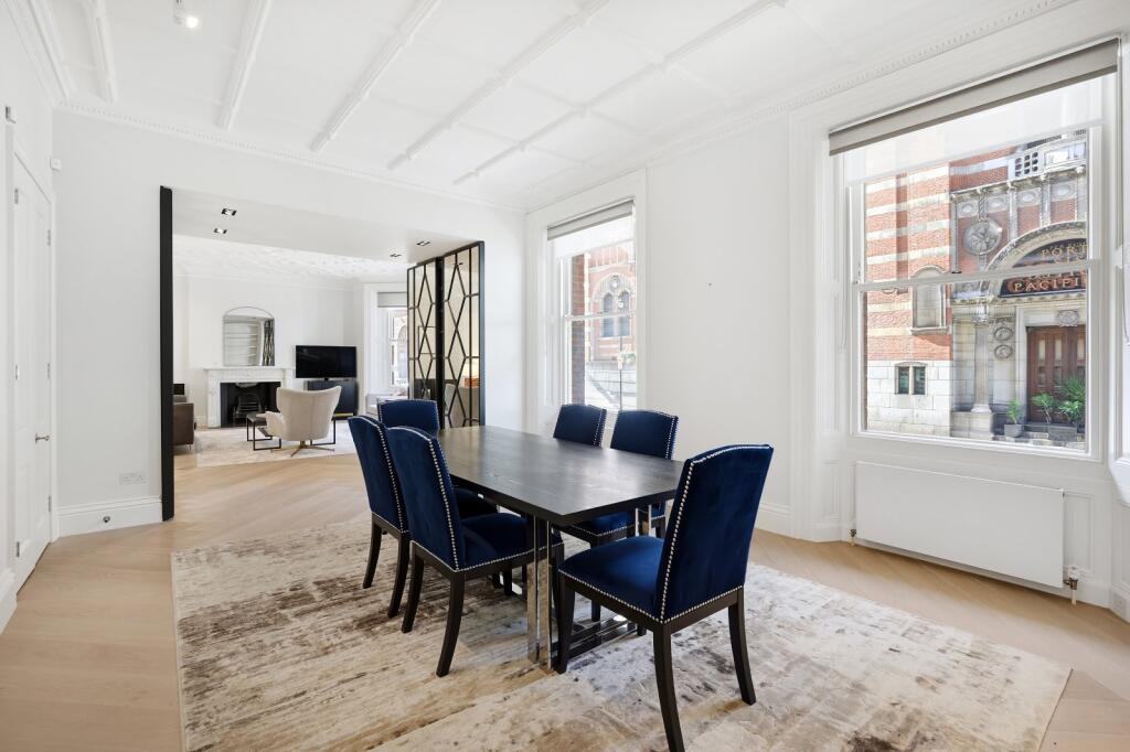 Apartment in London, City of Westminster - More