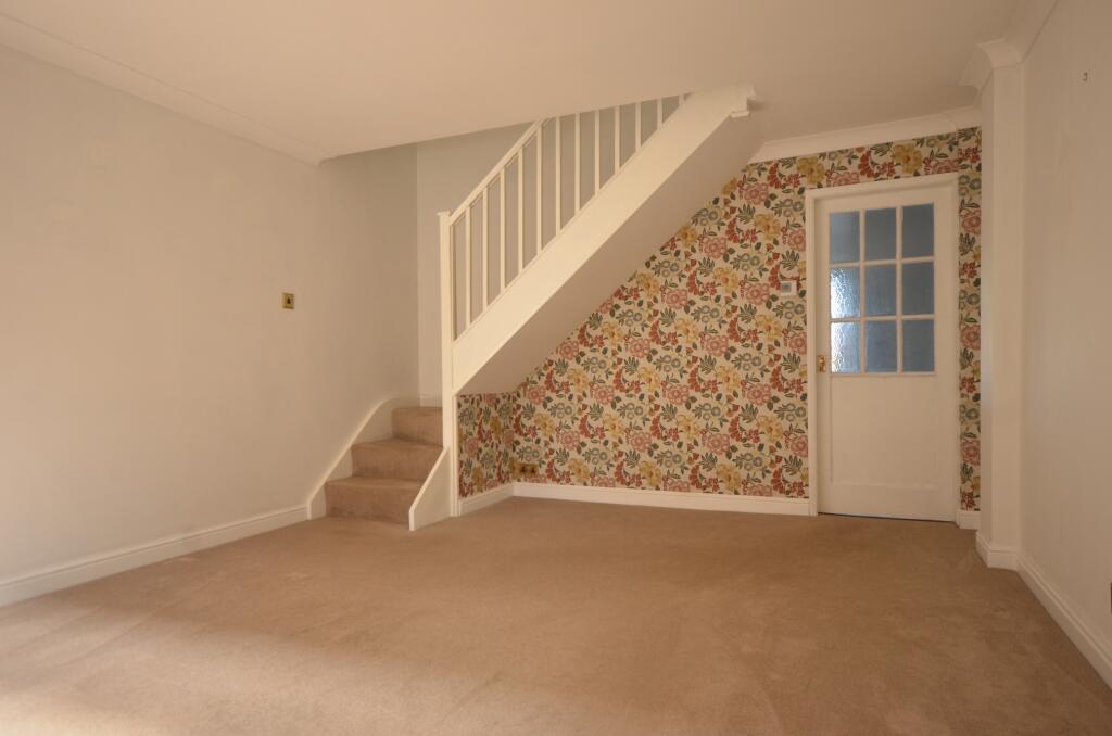 House in Lincoln - View 3