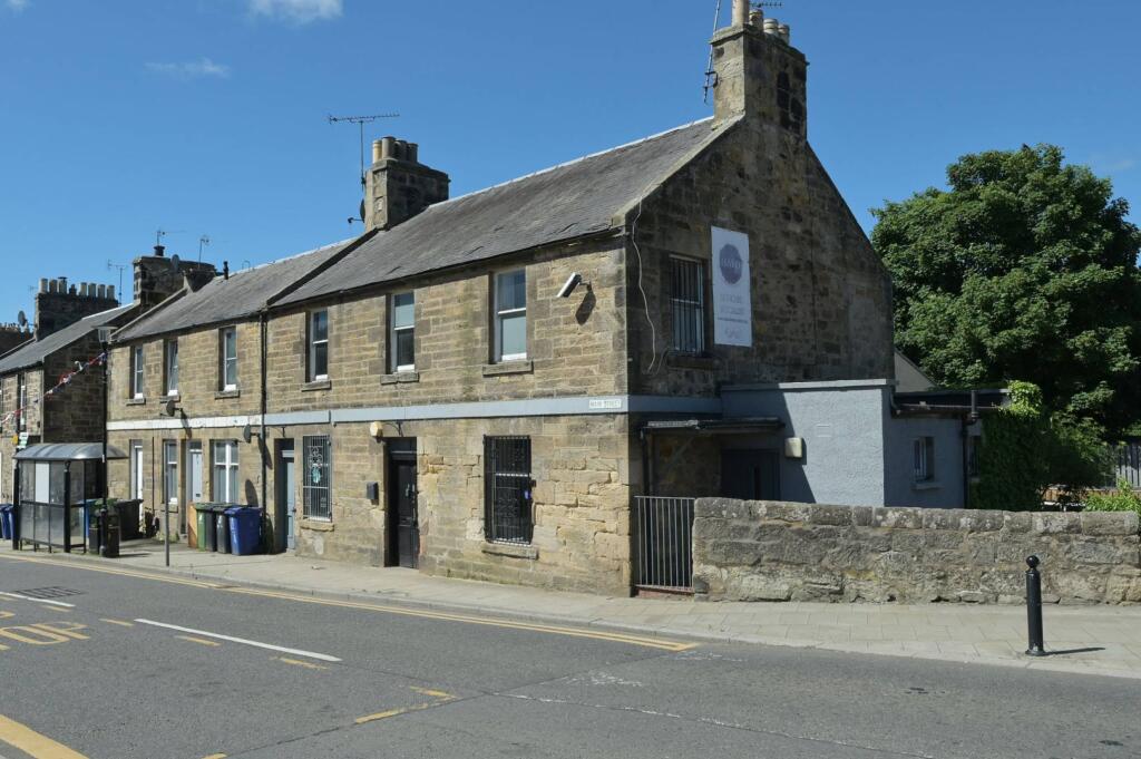 Main image of property: 2 Main Street, Gorebridge, EH23 4BY