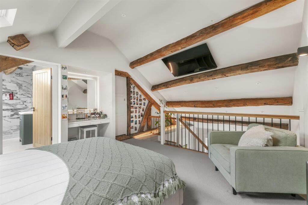 Additional image 21 of Eldwick Hall, High Eldwick