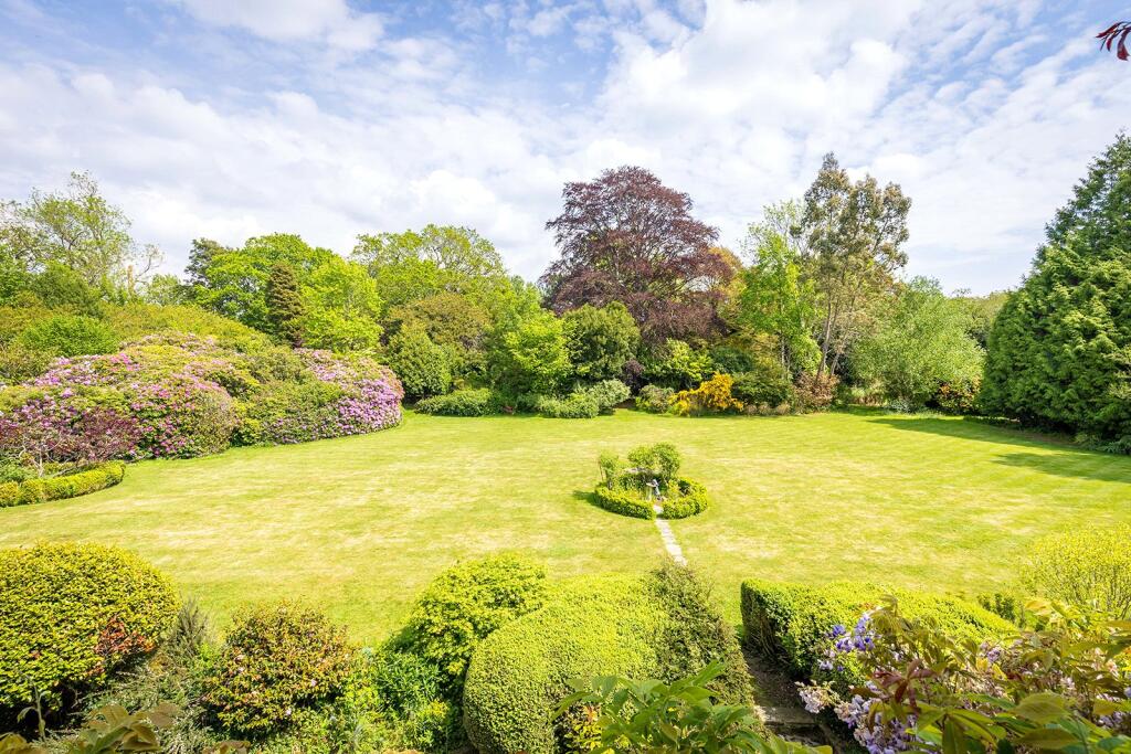 House in Waverley, Alfold - View 5