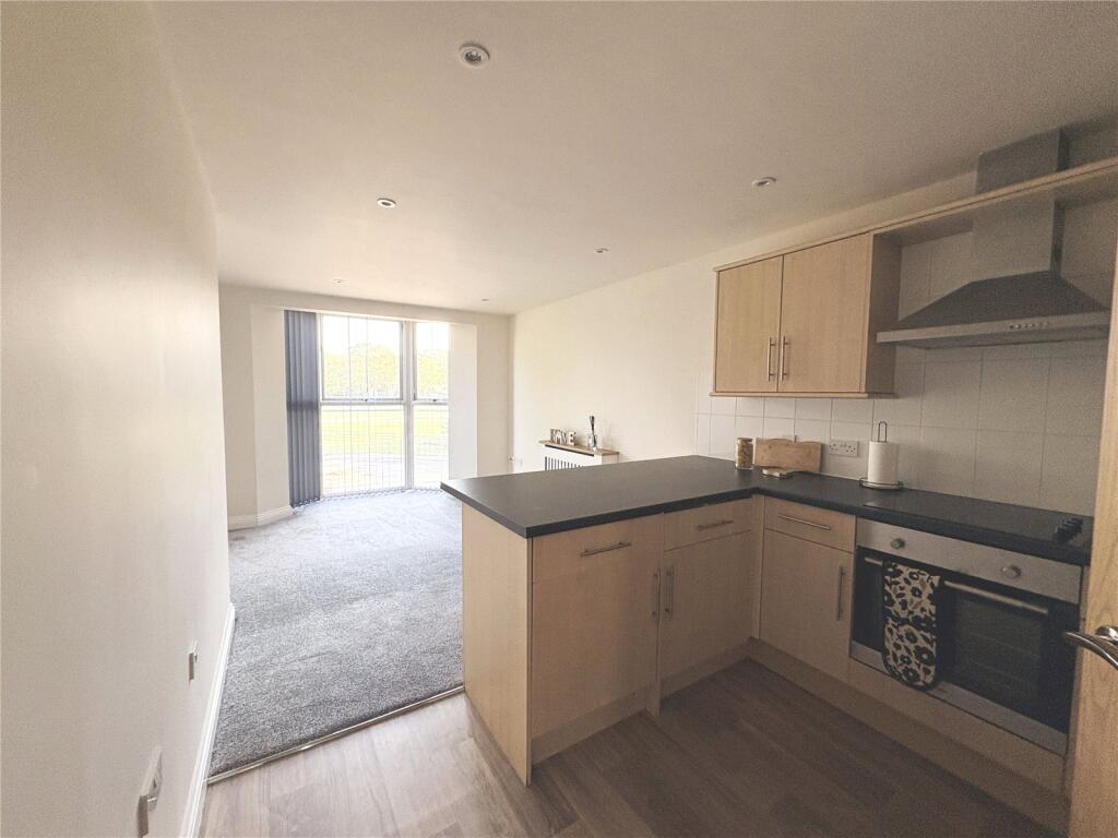 Apartment in Lincoln, Lincolnshire - View 3
